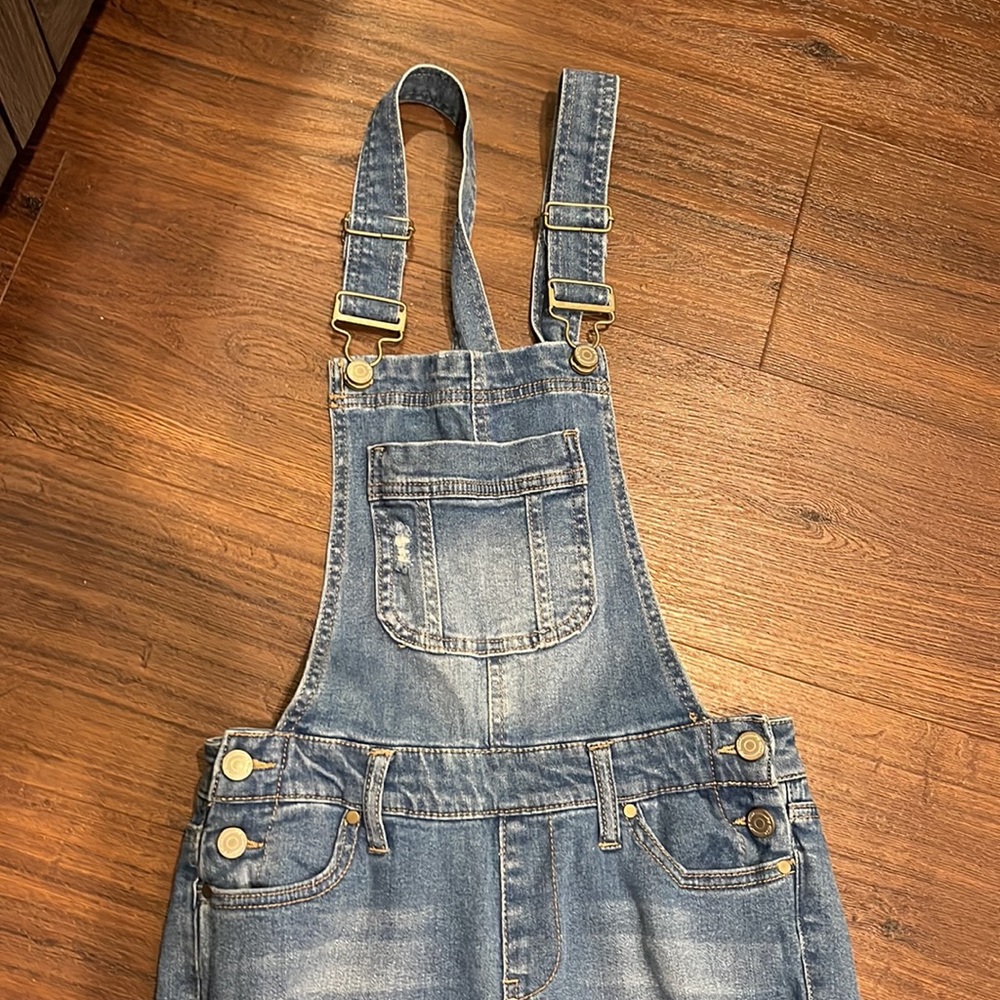 Cred NY Denim Jean Overall, adjustable straps and relax fit. - Picture 3 of 7